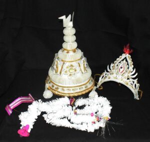 Watika Craft  Ultra-lite Weight Shola Topor Mukut with Shola Garland and dolangi (Golden, Pure White) - Image 3